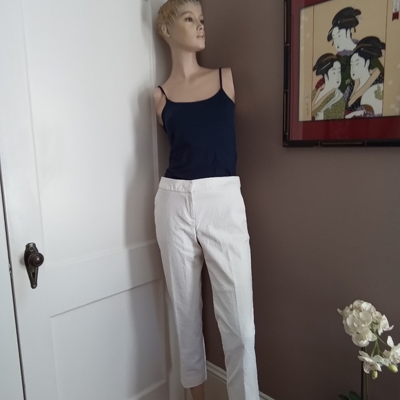 White Capri Pants - Picture 1 of 6